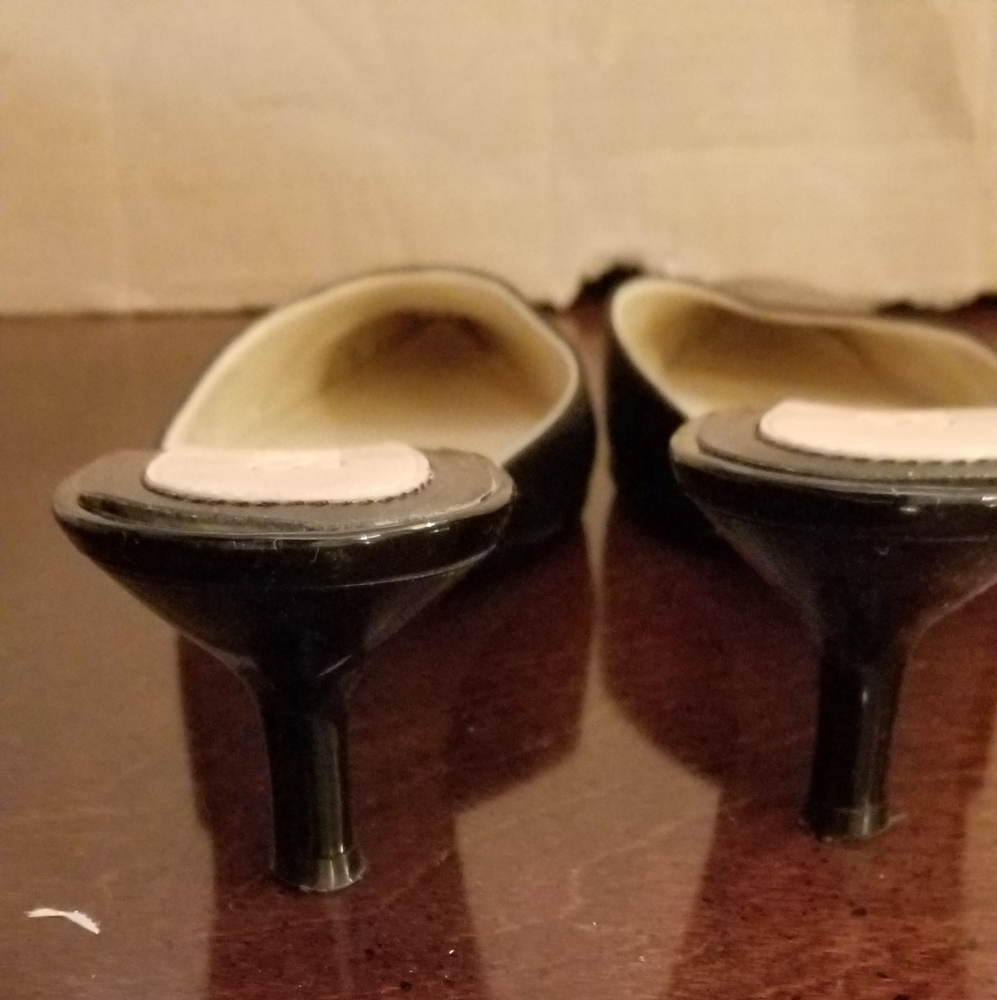 Shoes - Picture 3 of 3